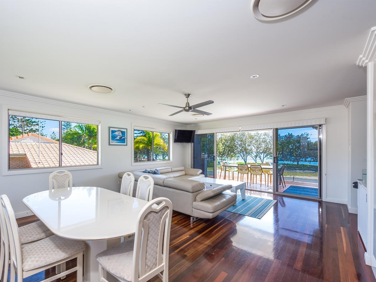 Nrma Woodgate Beach Holiday Park Exterior photo